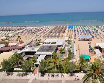 Hotel Maja - Pescara