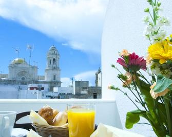 Hotel Patagonia Sur - Cadiz - Balkon