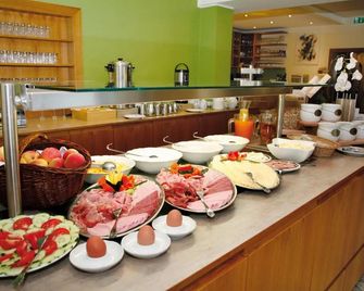 Hotel Gabriel - Keutschach am See - Buffet