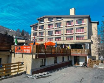 Atmosphere Hotel - Les Deux-Alpes - בניין