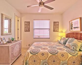 Welcome to 'Treasure Pleasure' Bahama Beach Club 4 bedroom, Beachfront Condo - Treasure Cay - Bedroom