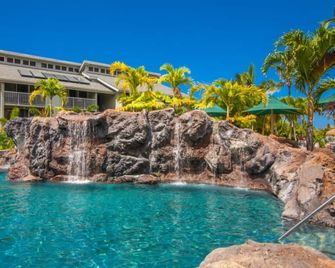 Oceanfront Realty - The Cliffs at Princeville - Princeville - Zwembad