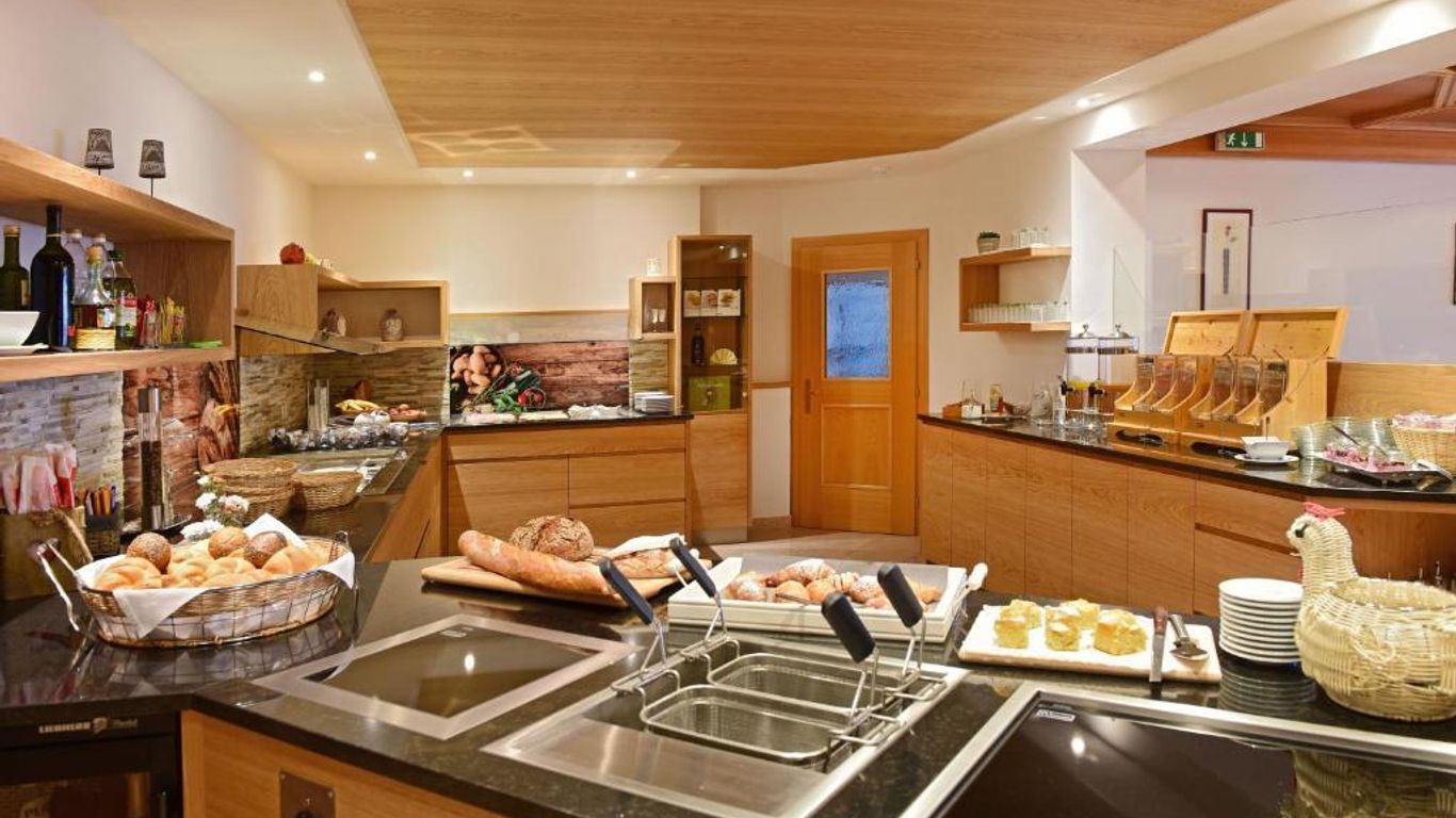 Montara Living Mountain Air