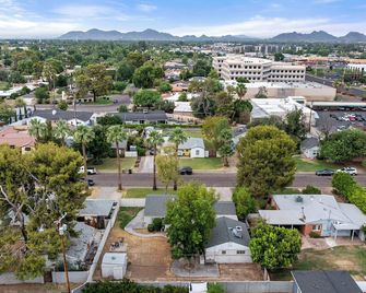 Sunlit Palm Cottage in Uptown Phoenix - Phoenix - Udsigt
