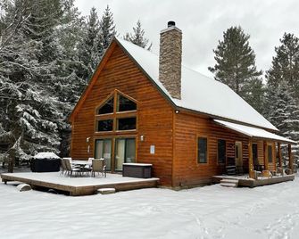 Cabin Near Leota Trails - Harrison - Building