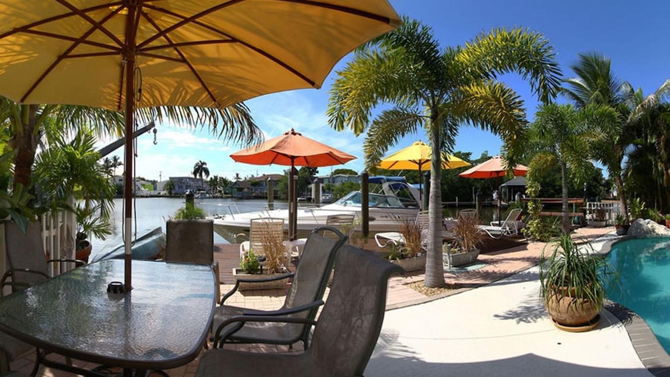 Manatee Bay Inn