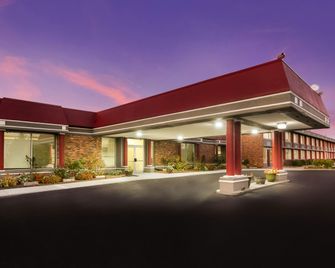 Red Roof Inn Winchester - Lexington East - Winchester - Gebäude