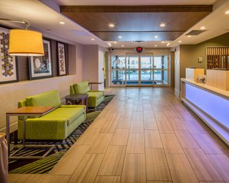 Holiday Inn Express & Suites Modesto-Salida By IHG - Modesto - Receptie