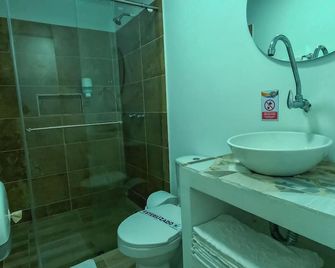 Hotel Parque de los Arrieros - Quimbaya - Badkamer