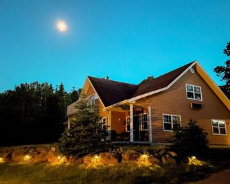 Glenghorm Beach Resort - Ingonish - Bâtiment