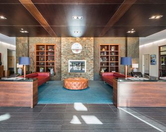 نوفوتيل مونتريال إيروبورت - مونترال - ردهة