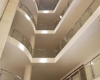 Golden New Al Safa Hotel - Jeddah - Stairs