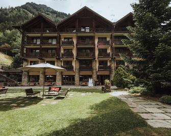 Qc Termemontebianco - Pré-Saint-Didier - Building