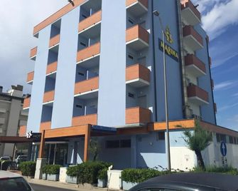 Hotel Marina - Fano - Gebouw