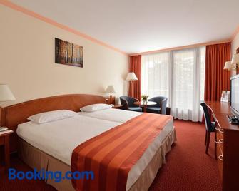 Ensana Thermal Sárvár - Sárvár - Bedroom
