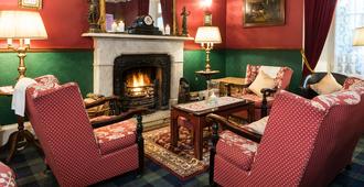 Atholl Arms Hotel - Pitlochry - Oleskelutila