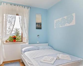 Gardenia House - Janjina - Bedroom