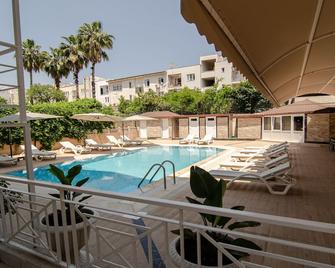 Arda Apart Otel - Kemer - Pool