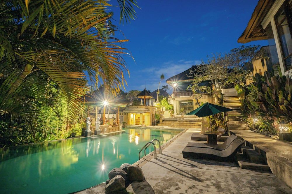 Alam Puri Art Museum and Villas