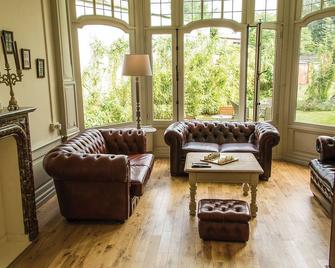 Hotel Saint Georges - Mons - Sala de estar