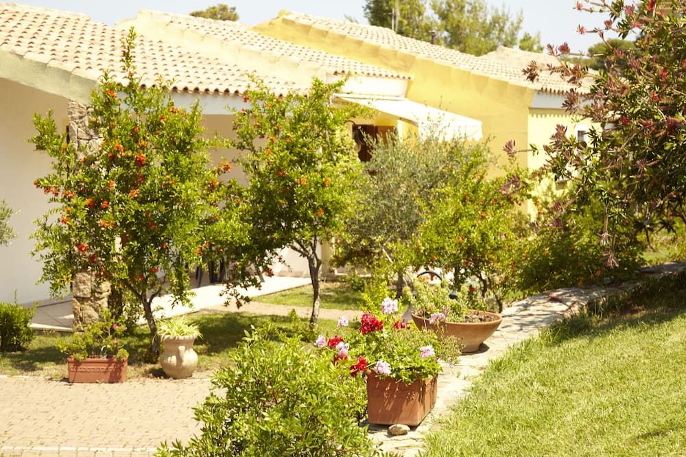 Hotel Cala Mirto - Budoni - Outdoor view