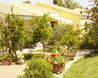Hotel Cala Mirto - Budoni - Outdoor view