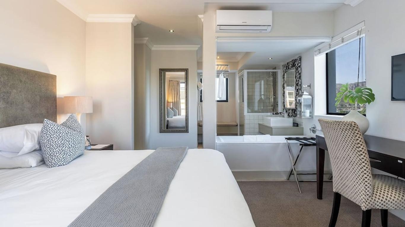 Harbour House Hotel