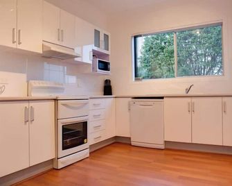 Sapphire Cottage - Glen Innes - Kuchyň