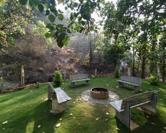Seattle Garden - Nāmakkal - Patio