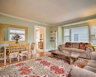 Peaceful Wine Country Getaway - Walk to Downtown! - Walla Walla - Kitchen