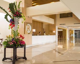 رويس هوتل آند كازينو - انغيليس سيتي - أفضل طعام