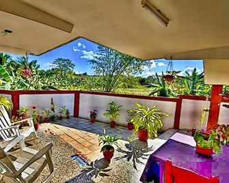 Casa Esthercita - Viñales - Balcón