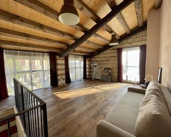 Cascina Vicentini - Alfiano Natta - Wohnzimmer