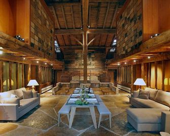 도멘 데 에탕 - 마씨냑 - 라운지