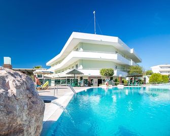 Stamos Hotel - Afántou