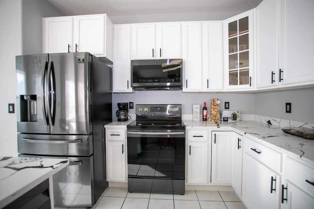 “luxury 4br Denver Retreat, Sleeps 10+, Entertainment & Prime Location” - دنفر (كولورادو) - مطبخ