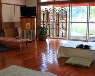 Minshuku Suimeiso Yakushima - Yakushima - Sala de estar