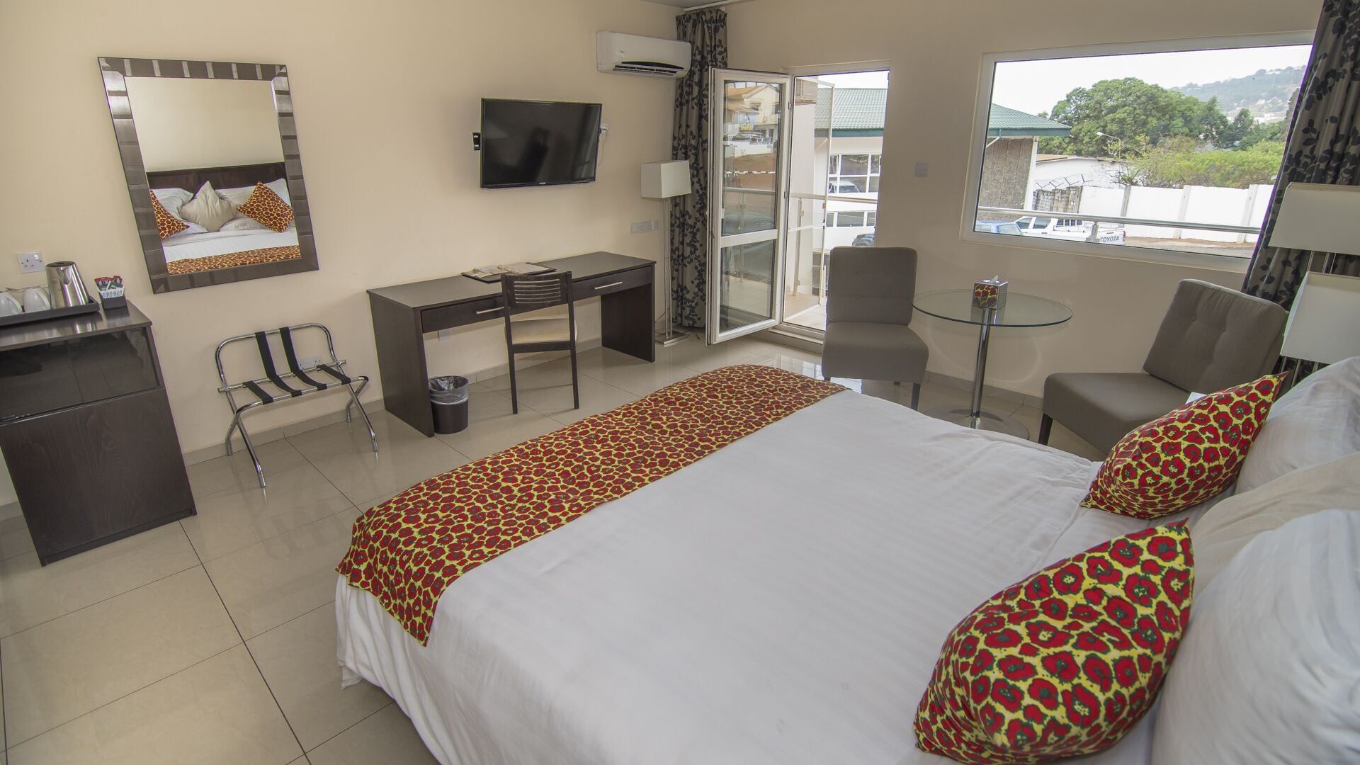 New Brookfields Hotel - Freetown