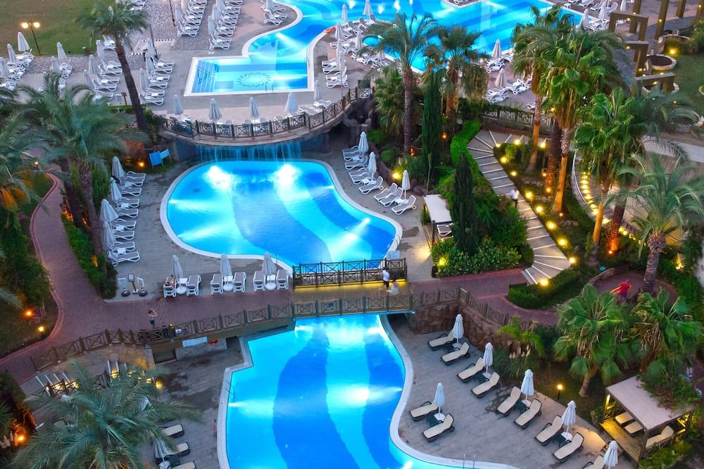 Novum Garden Side Hotel