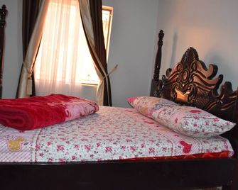 Very Beautiful Newly Entire Home For Your vocation - Jinja - Bedroom