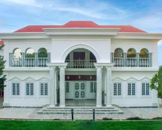 White House Karachi - Karáčí - Budova