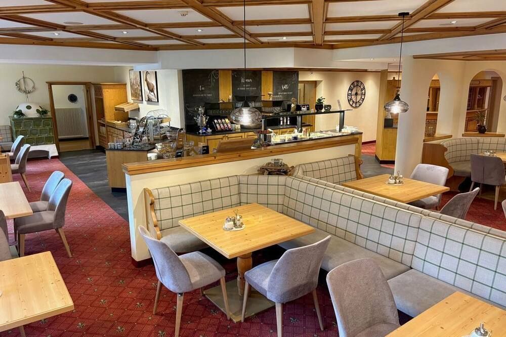 Hotel Garni Rifflsee - St. Leonhard im Pitztal - מסעדה