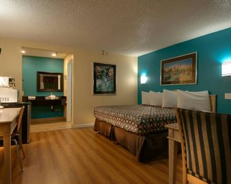 Vagabond Inn Bakersfield South - Bakersfield - Soverom