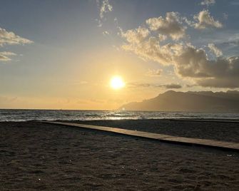 Seaside Apartment Salerno - Salerno - Beach