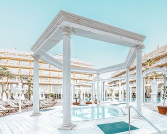 Hotel Cleopatra Palace - Arona