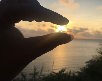 Black Pearl Cat Ba Hostel - Cat Ba - Habitación