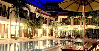 The Mantrini Chiang Rai Resort - Chiang Rai - Pool