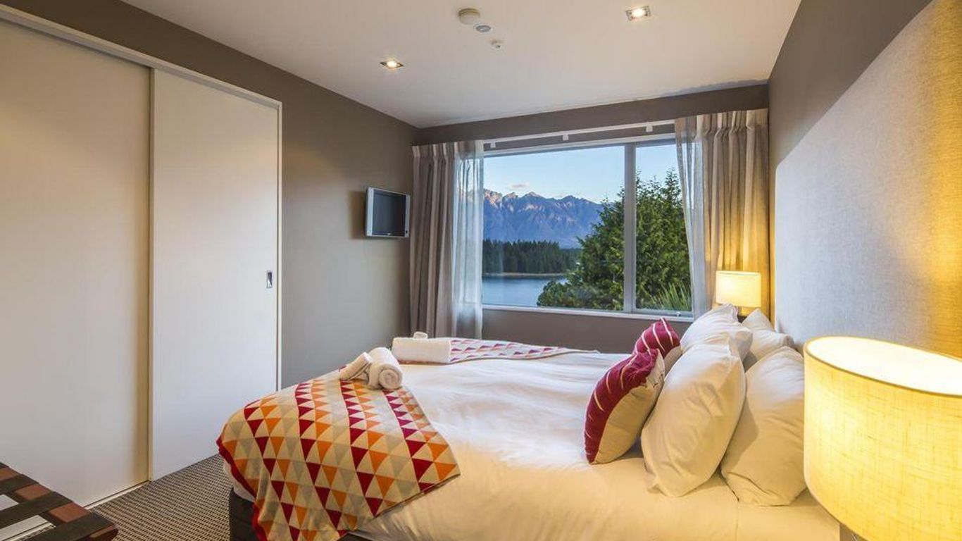 LakeRidge Queenstown by Staysouth