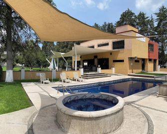 Hotel Finca Las Hortensias - Tepotzotlán - Piscina