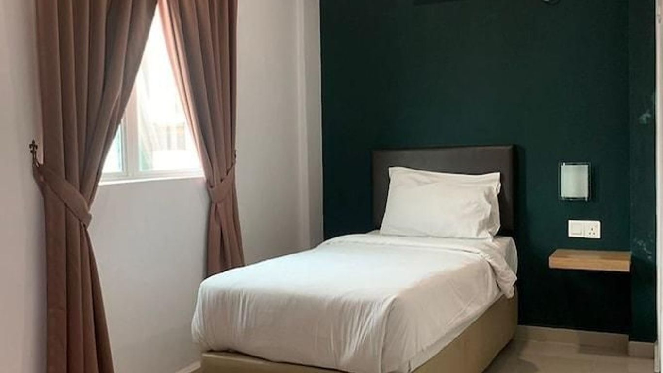 Room V @ Jalan Megat